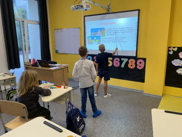 1 жовтня в Ліцеї відсвяткували День вчителя, провівши «День навпаки»!