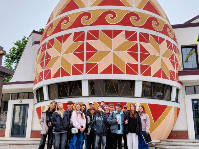 Дводенна мандрівка: Чернівці та Коломия очима наших учнів