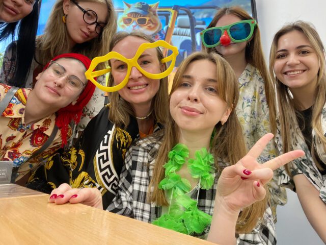 «Aloha party»: яскрава благодійність на підтримку ЗСУ